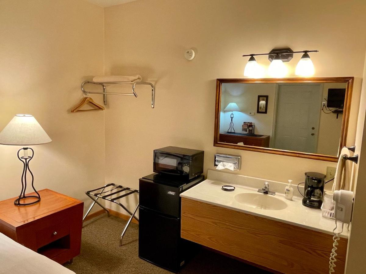 Whitetail Creek Resort Lead Εξωτερικό φωτογραφία