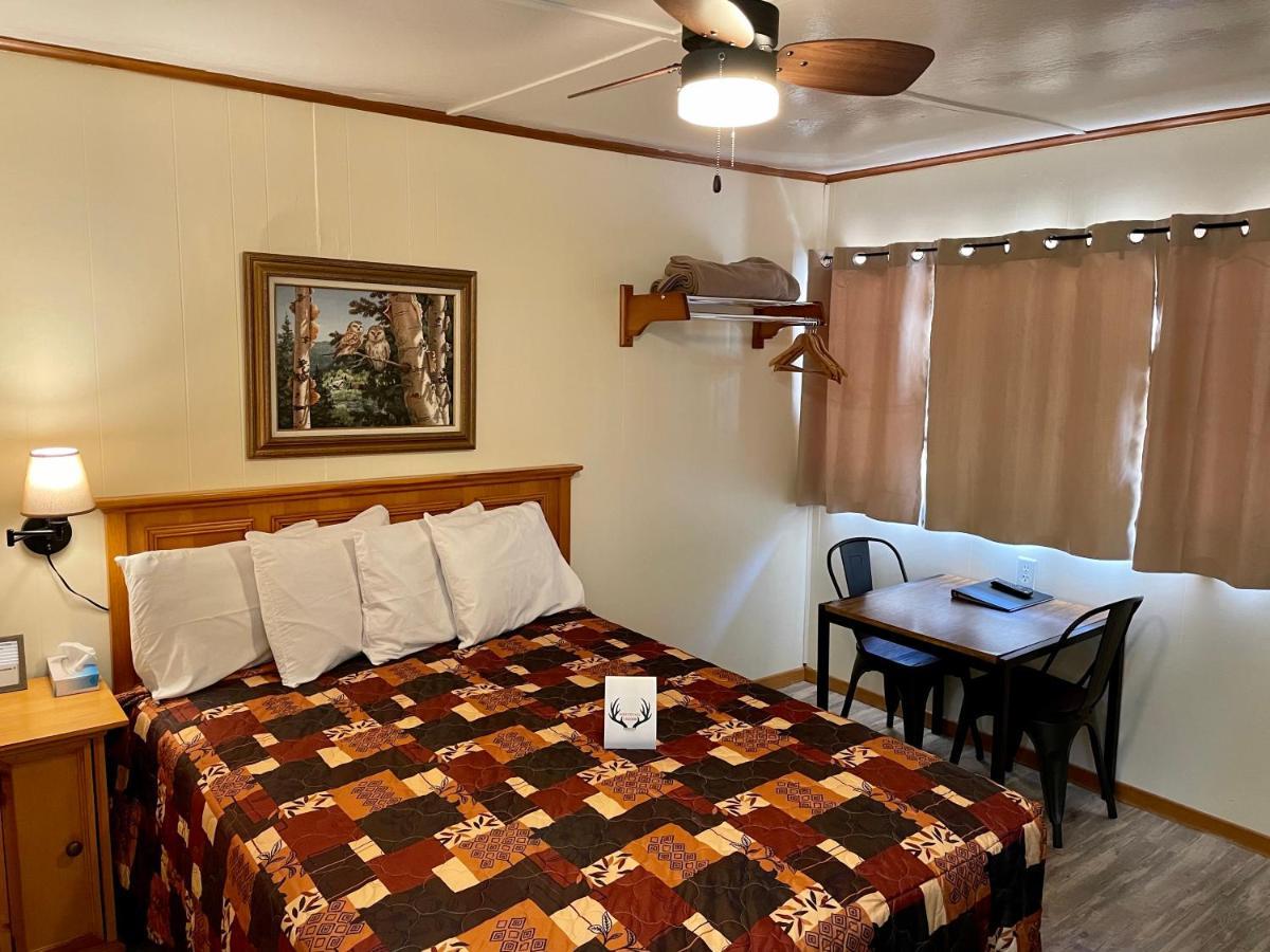 Whitetail Creek Resort Lead Εξωτερικό φωτογραφία